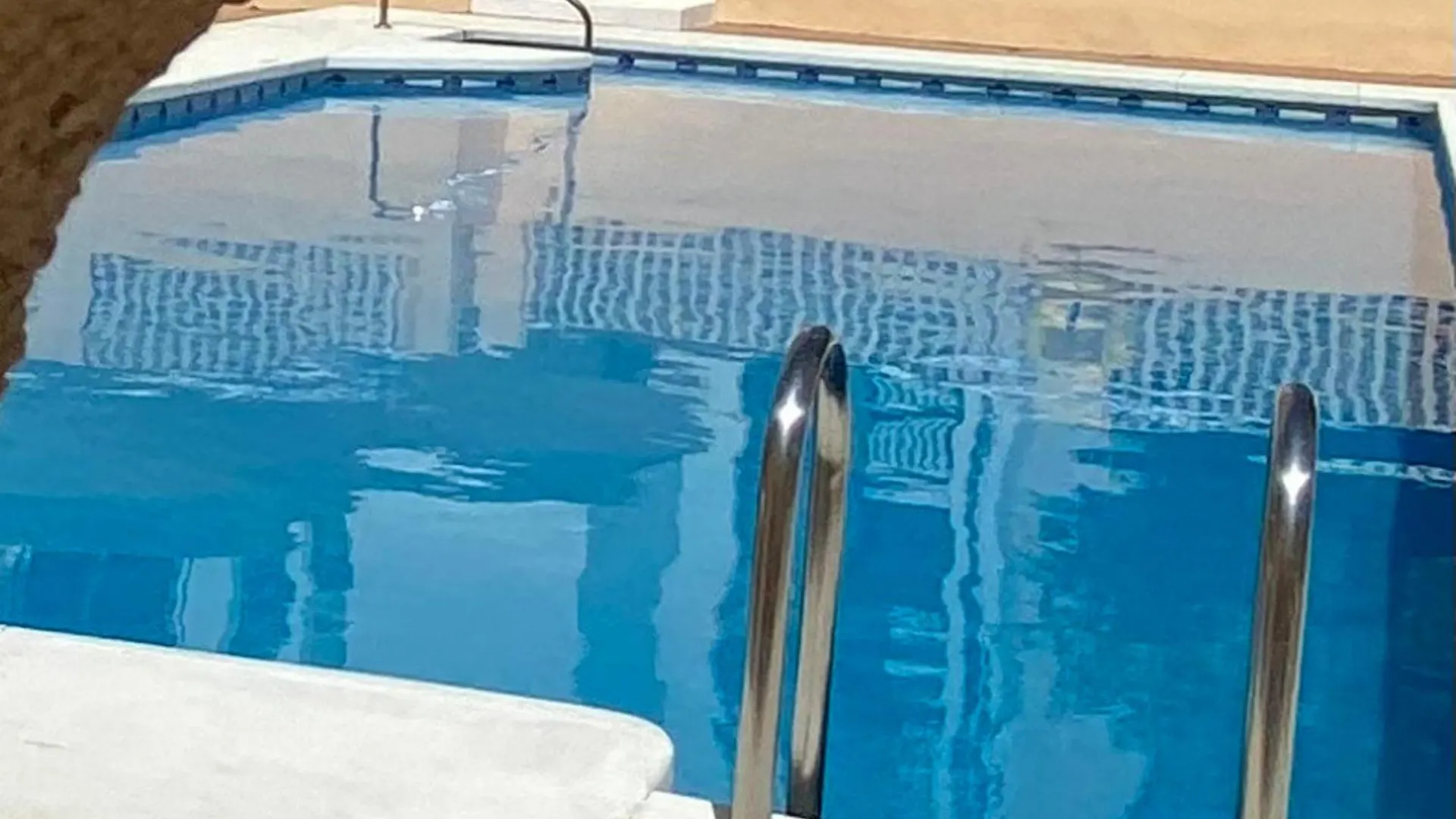 Amplio Apartamento Con Piscina Fuengirola Apartment